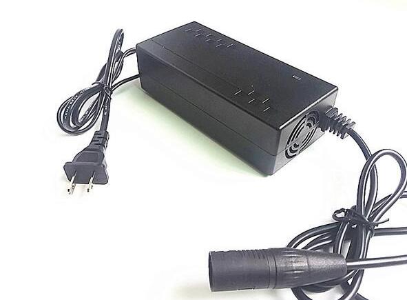 電源適配器是如何越變?cè)叫〉模? height=