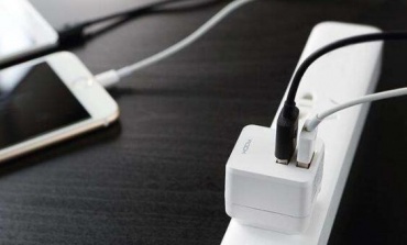如何判斷充電器能給手機(jī)快充？怎么選擇？