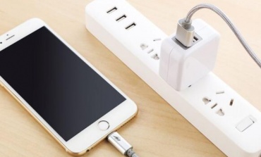 手機(jī)充電器輸出電流是直流還是交流電？如何安全使用？