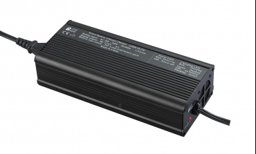 12V電瓶充電器的電流表和電壓表如何正確查看和讀懂？