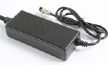 帶過流保護功能的脈沖充電器