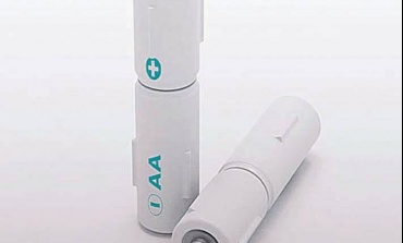 精致應急充電器